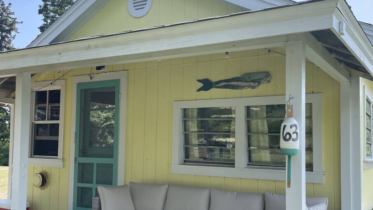 Vinalhaven Cottage | Buttercup Cottage on the Sea