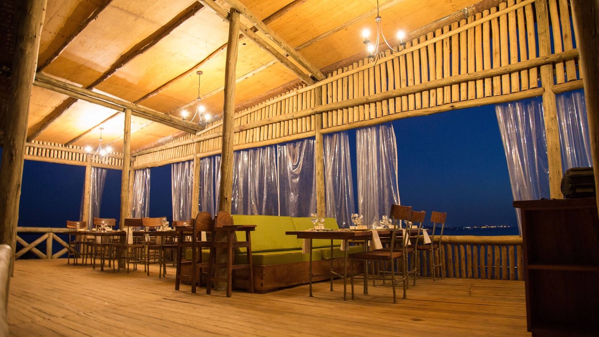 Entebbe Cabin | Buvi Lodge