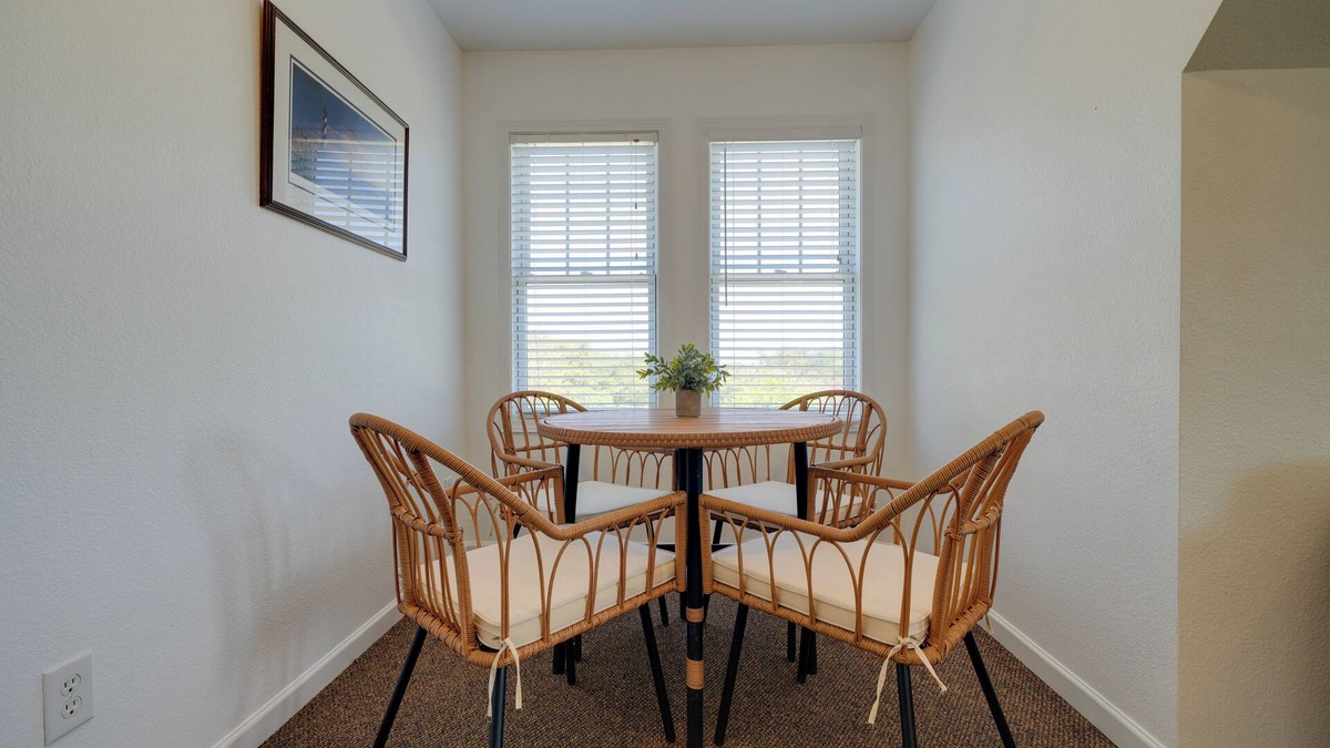 Buxton Apartment | Buxton Apartment ~ 2 Mi to Lighthouse Beach!