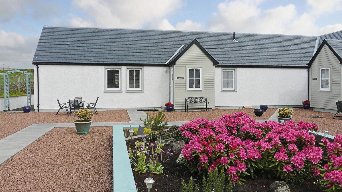 Fintry Cottage | Buzzard Cottage - 27940