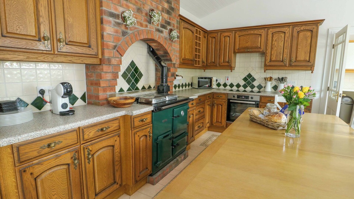 Llangefni Cottage | Bwthyn Clai