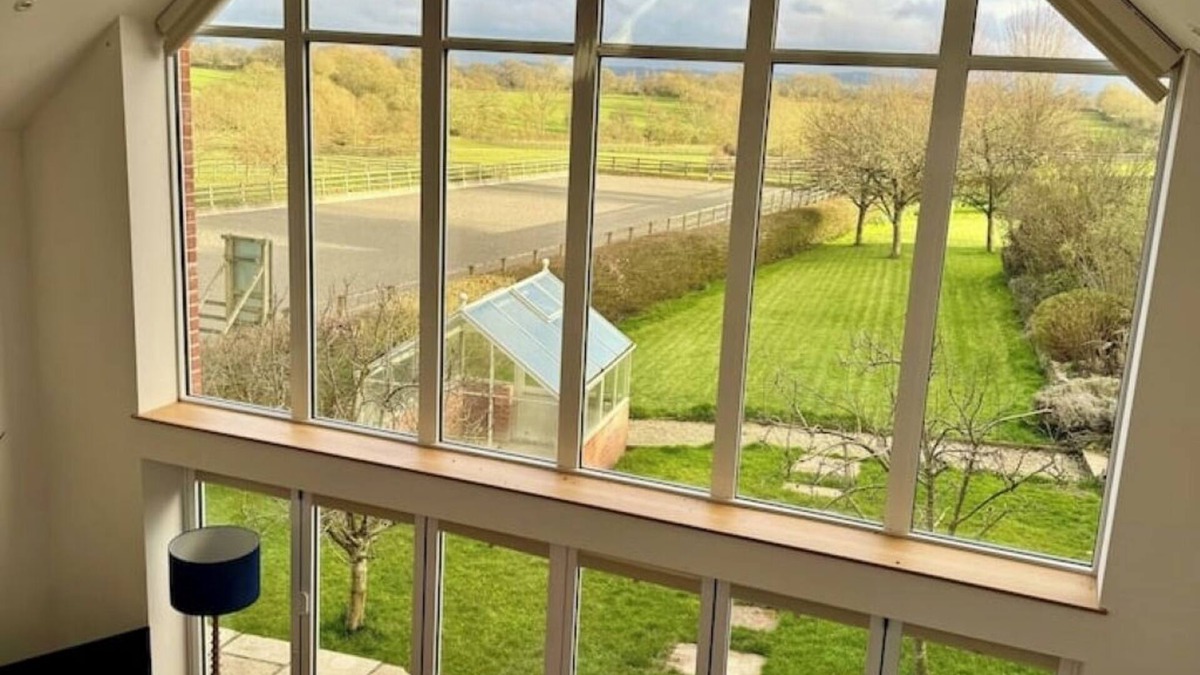 West Knoyle House | By Nature’s Waynn
