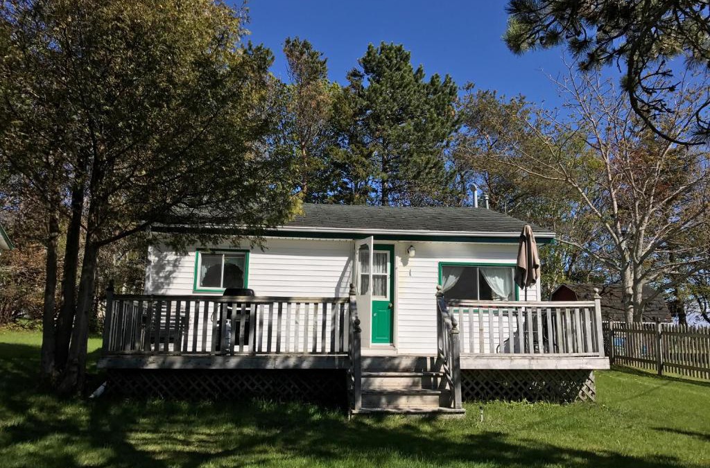 Stanhope Resort | By the Bay Cottages