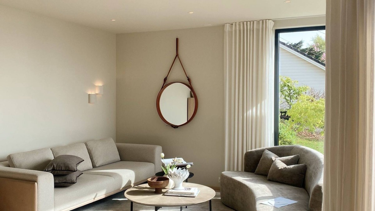 Strand House | By the sea –firepit, 750 Mbps Wi-Fi, Trampoline & SUP