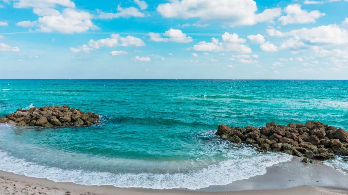 Deerfield Beach House | BY THE SEA VACATION VILLAS 2 BED/POOL/TWO BLOCKS TO BEACH/DESIGNER FURNISHED