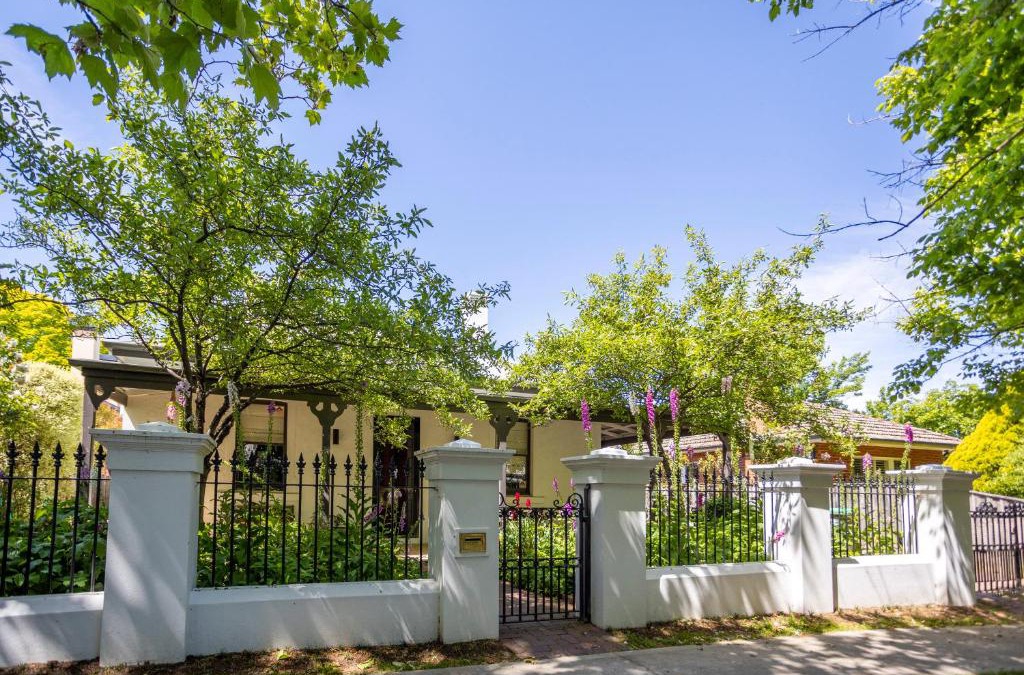 Orange House | Byng Street Garden Loft