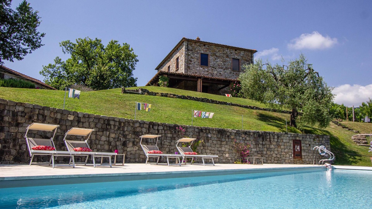 Bagnone Villa | Cà del Vento amazing villa 10 pax w/infinity private pool