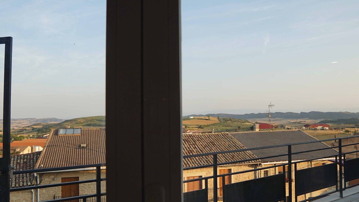 Arroniz Apartment | Cómodo Apartamento con Bonitas Vistas a 10 min de Estella