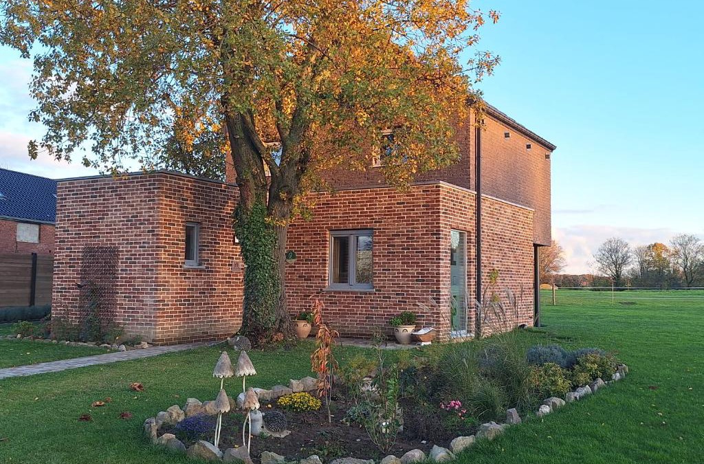 Vellereille-les-Brayeux House | Côté Jardin