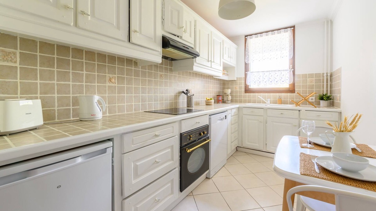 Bobigny Apartment | Cœur de ville - Au pied du métro - 3 chambres