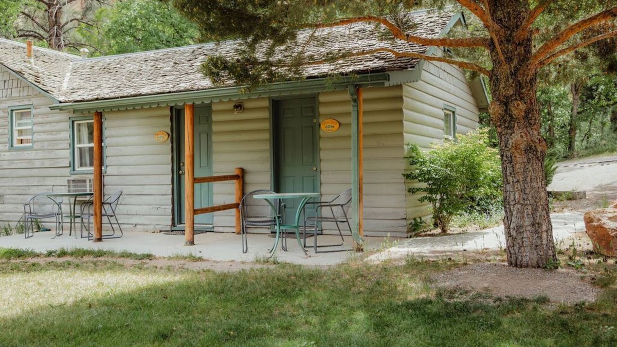 Sevier Cabin | C-105) Coyote Gulch Cabin