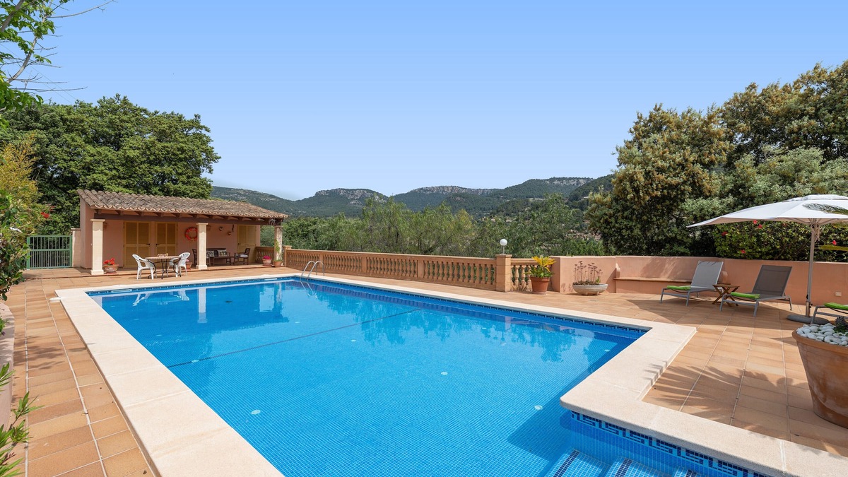 Esporles Villa | C'AN PIERES - Beautiful townhouse with private pool and free wifi