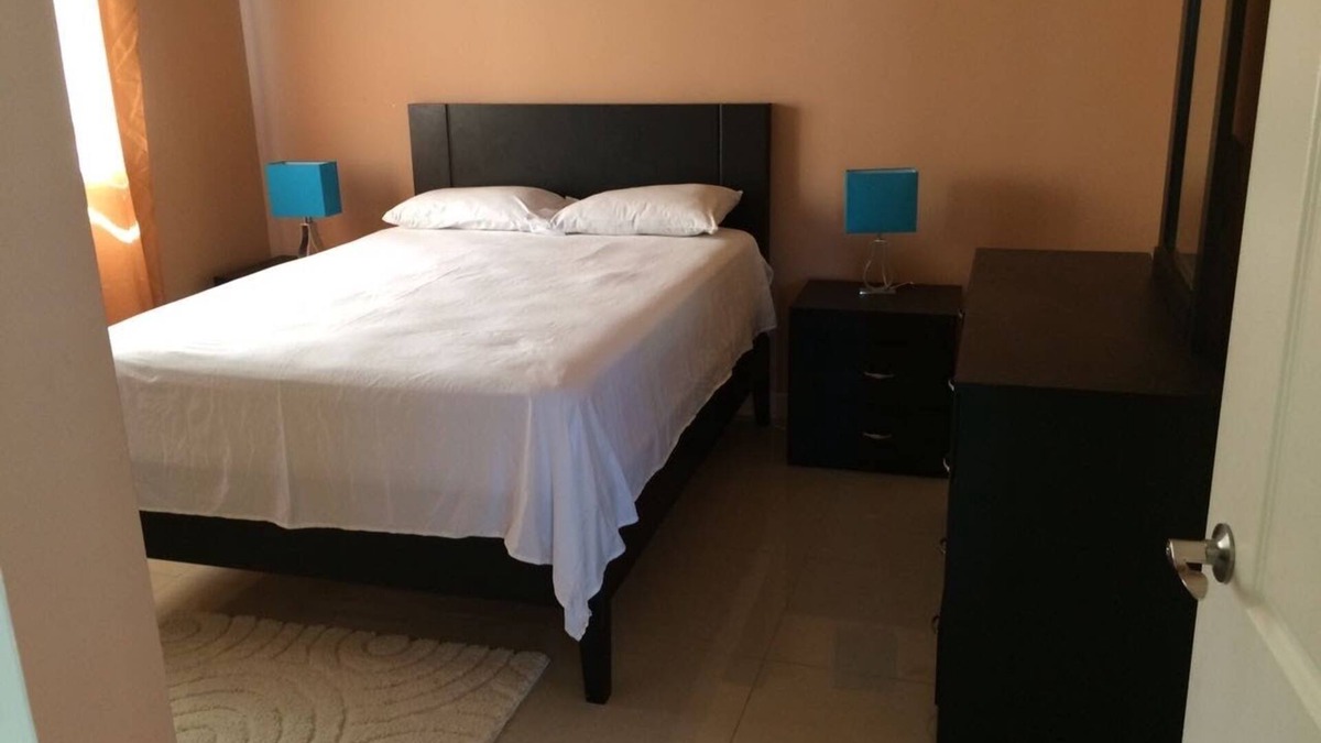 Spanish Town Zone House | C & C Vacation Rentals nnnnYour home away from home.