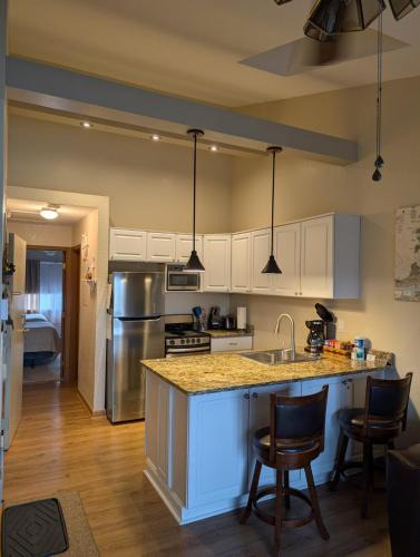 Oak Harbor Apartment | C & D Restawhile