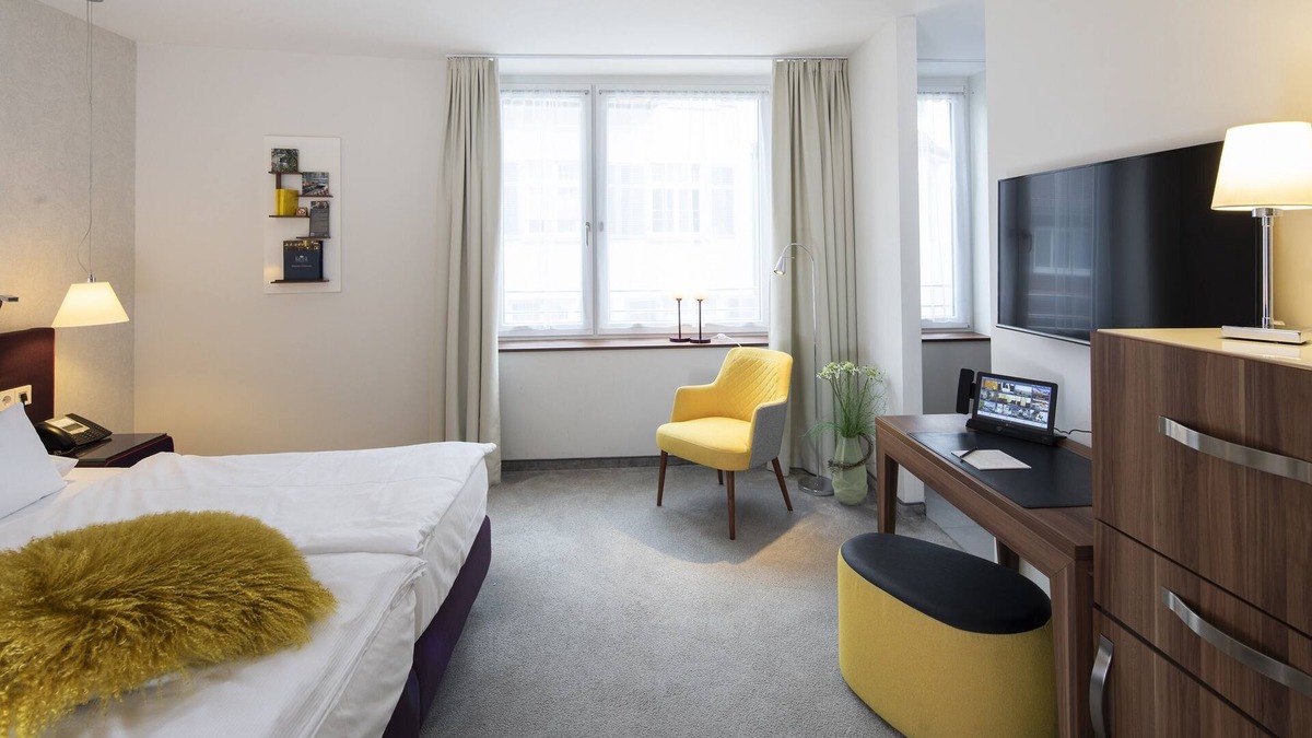 Zentrum Apartment | c) Doppelzimmer Standard mit Dusche und WC