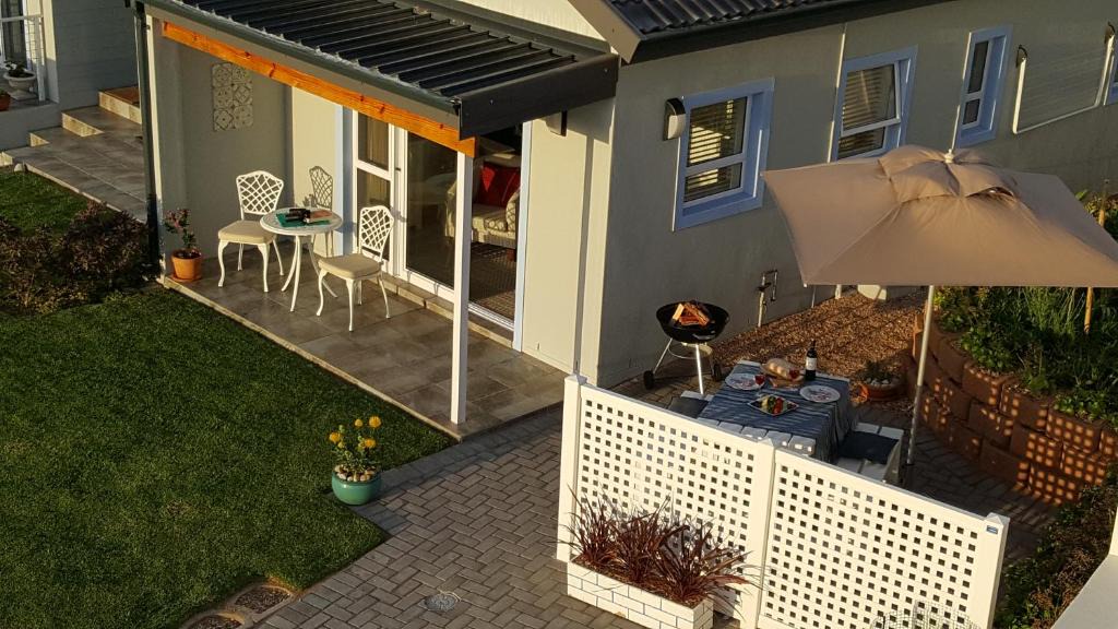 Still Bay Apartment | C-Vista