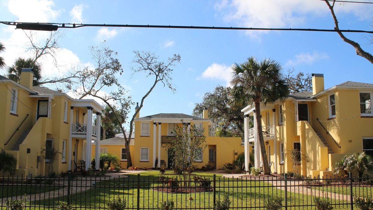 Downtown Historic District Apartment | C1, Perfect location in city center with balcony, near beaches, free parking!