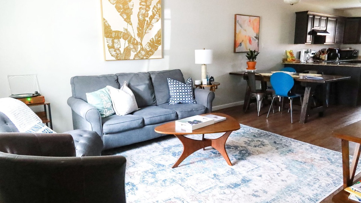 Lake Charles House | “Ca C’est Bon” Dog Friendly