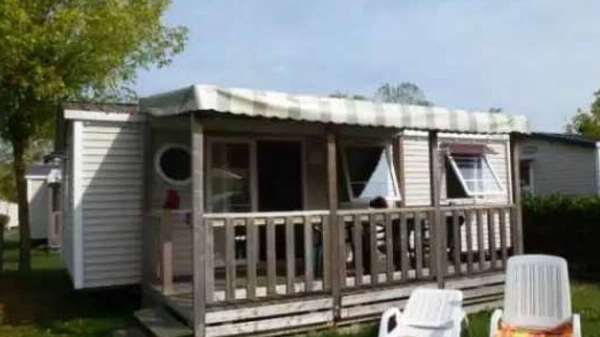 Sainte-Catherine-de-Fierbois House | Camping 5 étoiles - Parc aquatique - eebfec