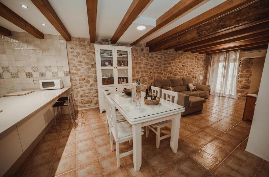 Bot House | Ca La Leonor, Ecoturisme Terra Alta