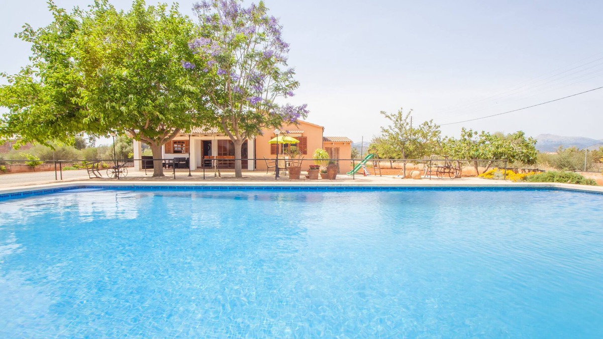 Binissalem Villa | CA'N CANASTRO - Villa with private pool in Binissalem. Free WiFi