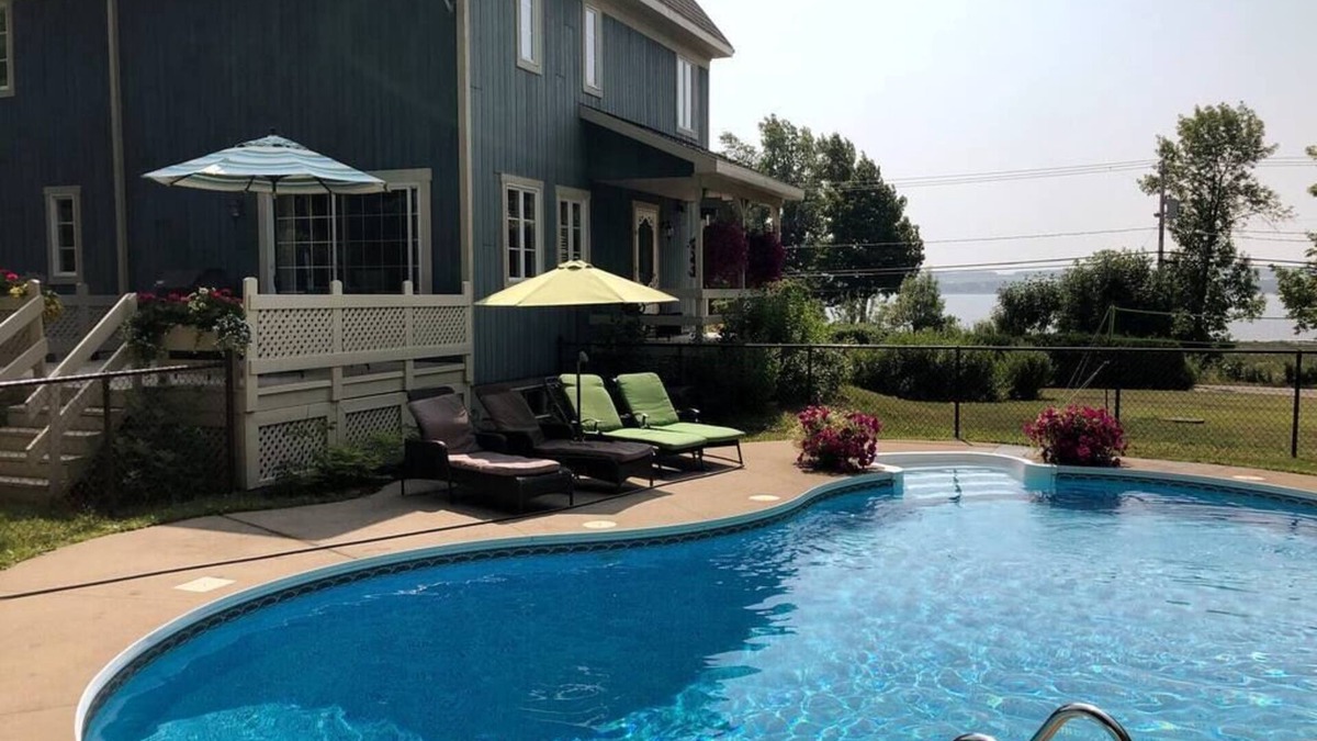 Saint-Jean-de-l'lle-d'Orleans House | Villa Azur Île d'Orléans/piscine et spa