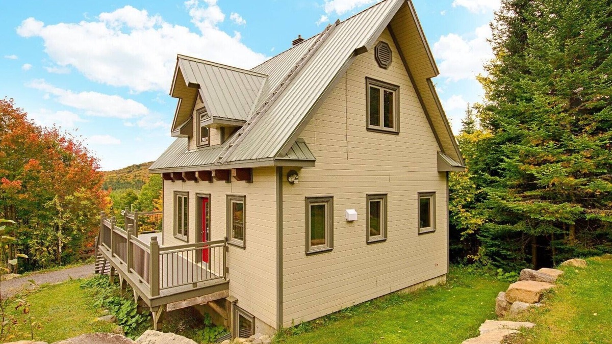 Ste-Lucie-des-Laurentides Ski Chalet | Ti'Chalet du Nord - Cozy Laurentian Chalet near Val-David