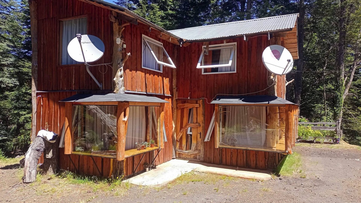 Panguipulli Cottage | Cabaña entre saltos y termas