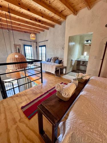 Comuna Estancia Vieja House | Cabaña "Ideal" de Diseño, Vista Panorámica, Pile