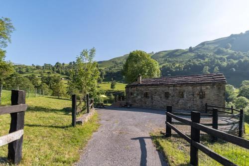 Soba House | Cabaña Pasiega Lo Miñarro