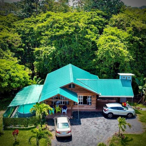 Guapiles House | Cabaña Rio Blamco