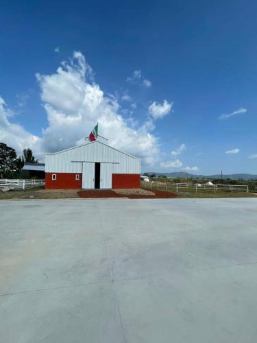 Ixtapan de la Sal Other | Cabaña tipo granero Granglam Ixkapada glamping