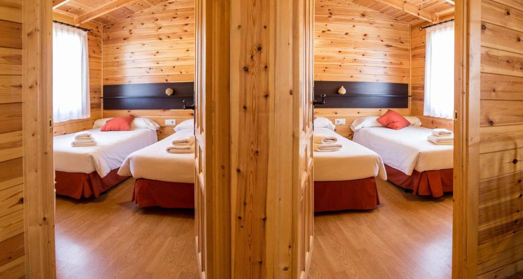Camarena de la Sierra Resort | Cabañas de Javalambre