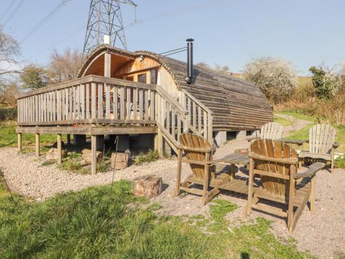Bedwas Trethomas & Machen House | Cabanau Bach