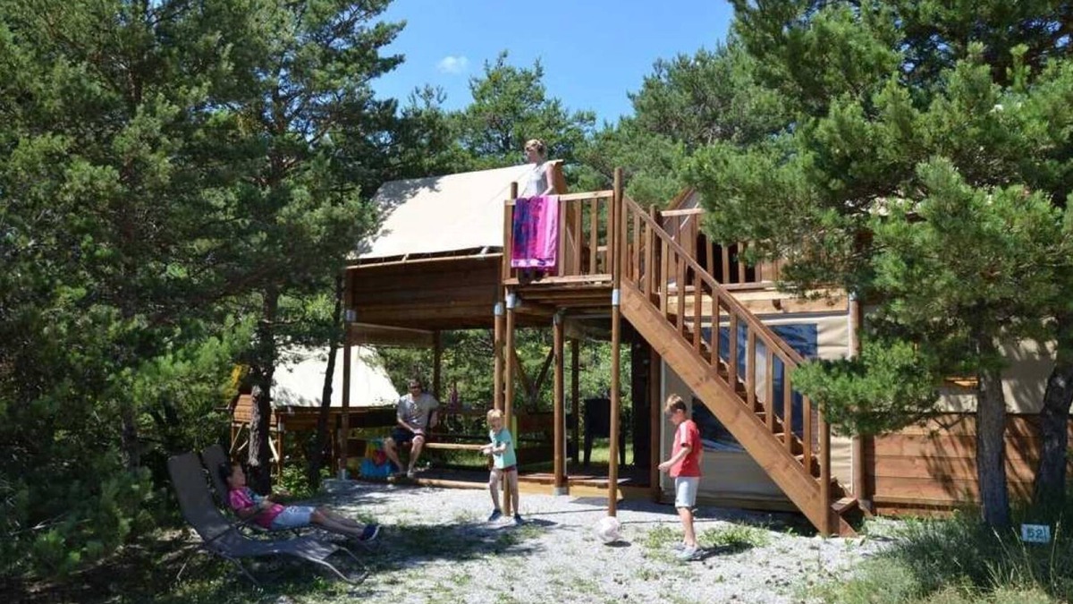 Rosans Cabin | Cabane 4 étoiles - Piscine - ccbacgh