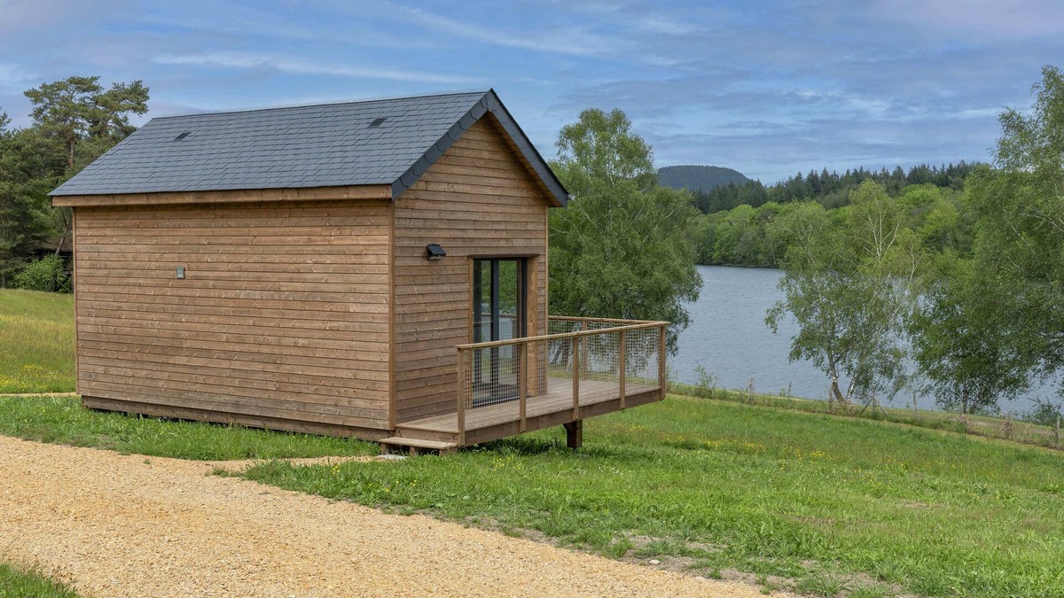 Meyrignac-l'Eglise Apartment | Cabane Familiale | Vue Lac Monédières | Piscines