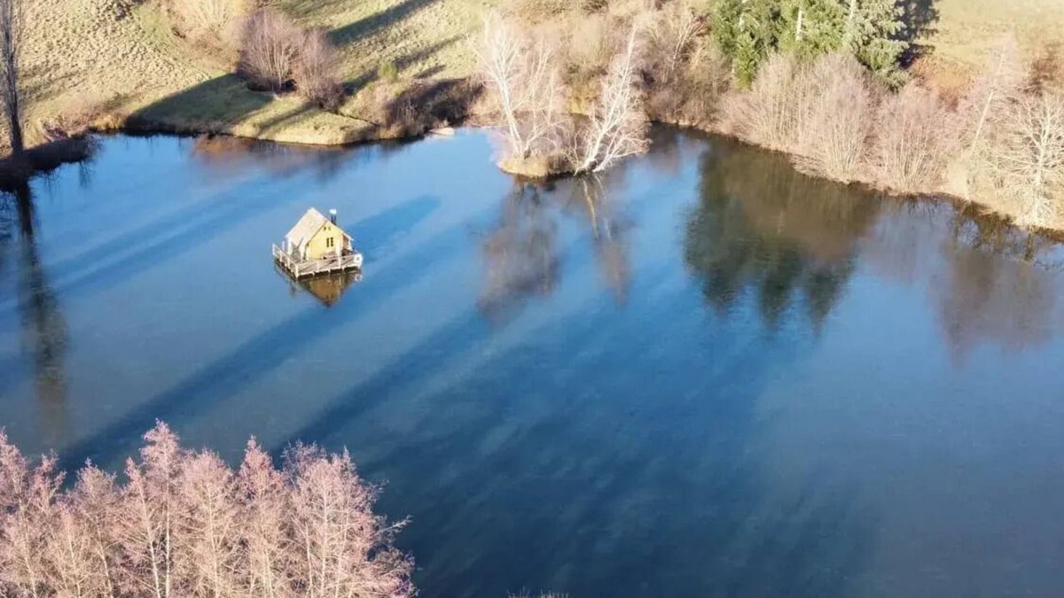 Saint-Didier-sur-Arroux Cabin | Cabane du Paraclet