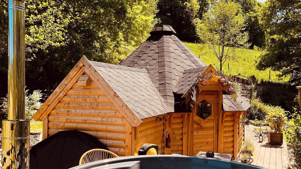 Saint-Die Cottage | Cabane, Kota "désiré"