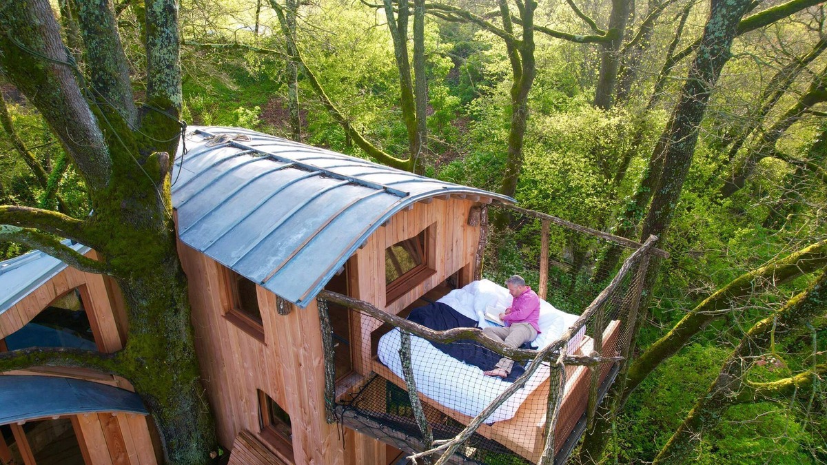 L'Isle-Bouzon Cabin | Cabane perchée/sauna & cold bath/shared natural swimming pool