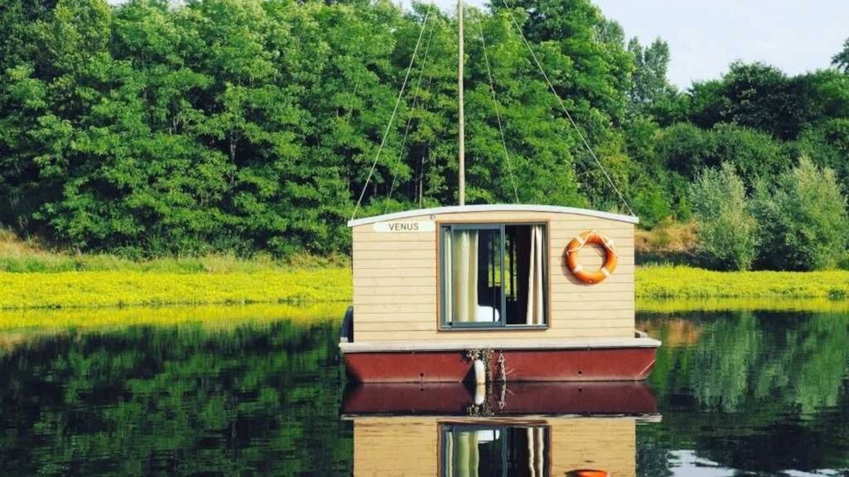 Chassenard Cabin | Cabane - Piscine - eecede