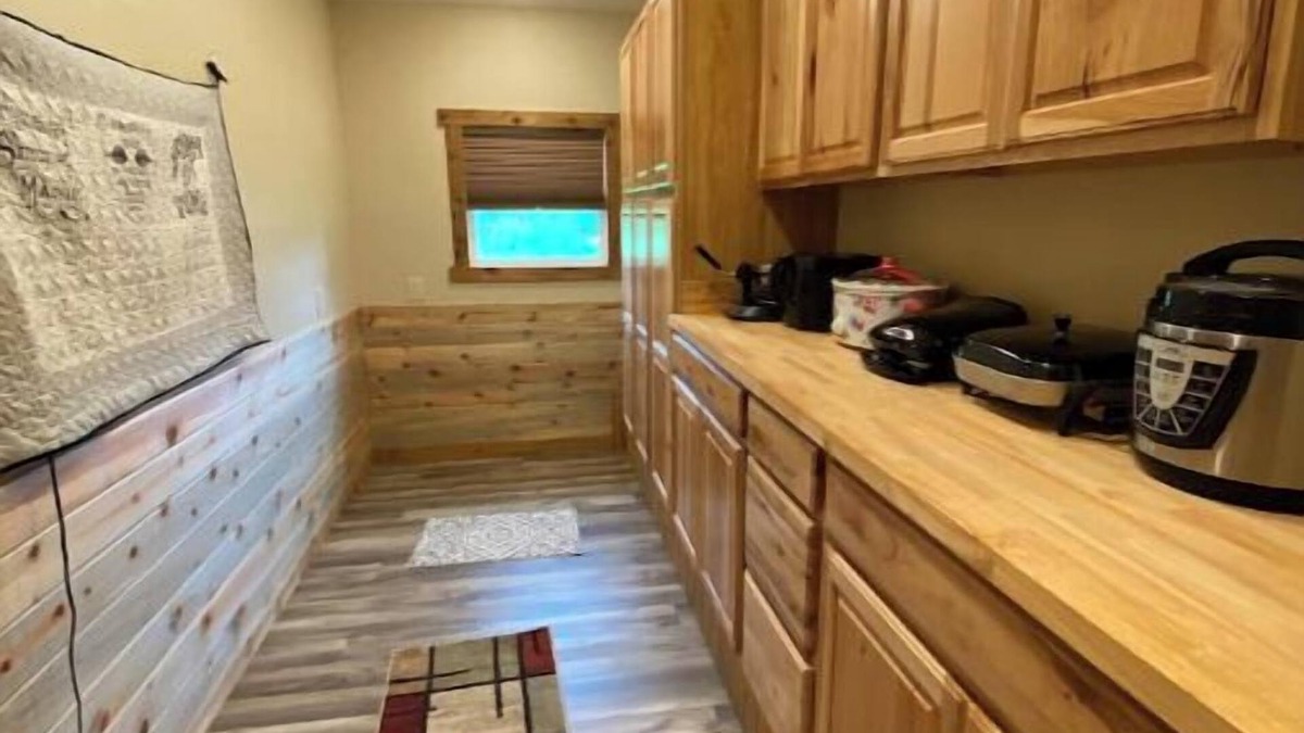 Emory House | Cabarndo 4/2 encl prk boat&trknn