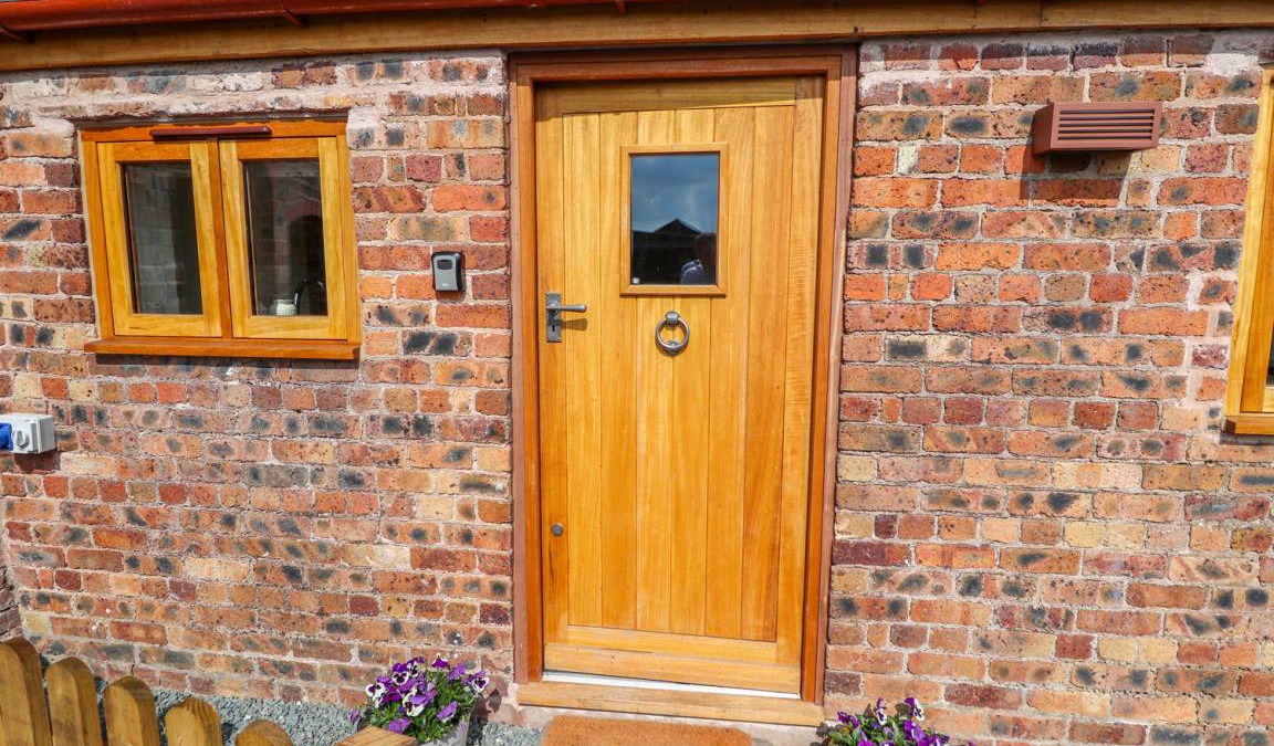 Maesbury Marsh Cottage | Cabin ∙ 1 bedroom ∙ 2 guests