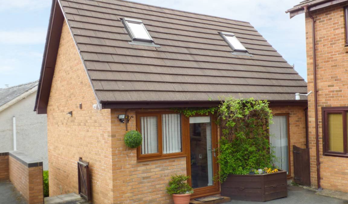 Builth Wells Cottage | Cabin ∙ 1 bedroom ∙ 2 guests