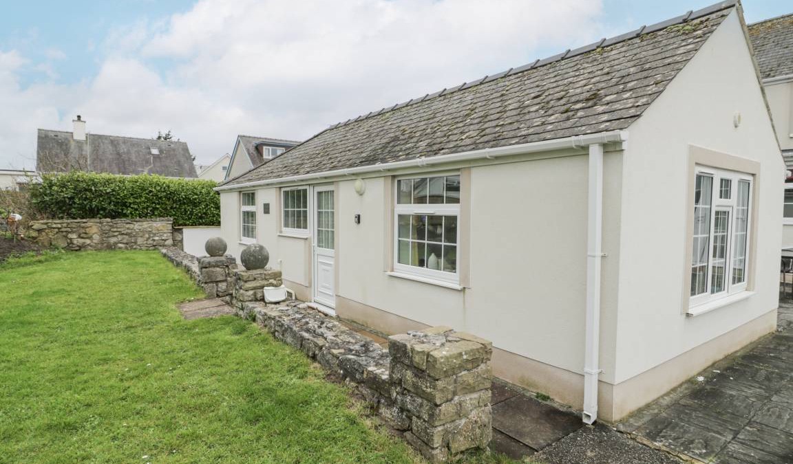 Moelfre Cottage | Cabin ∙ 1 bedroom ∙ 2 guests