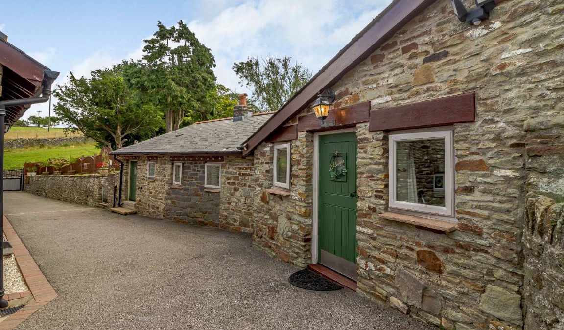 Blackmill Cottage | Cabin ∙ 1 bedroom ∙ 2 guests