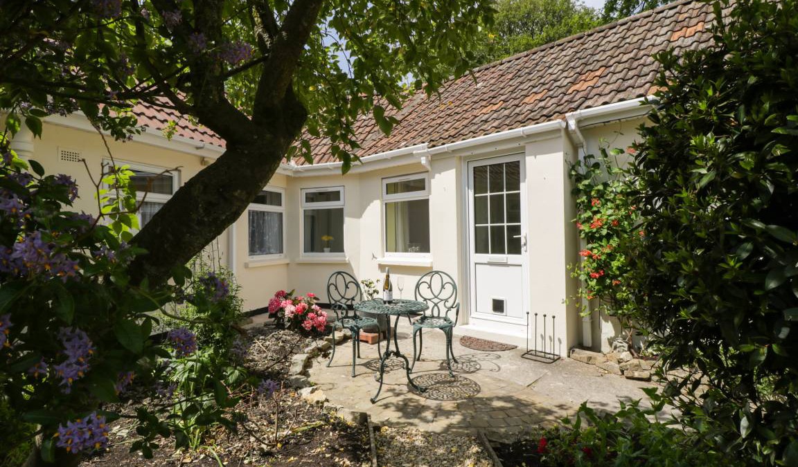 Ditcheat Cottage | Cabin ∙ 1 bedroom ∙ 2 guests