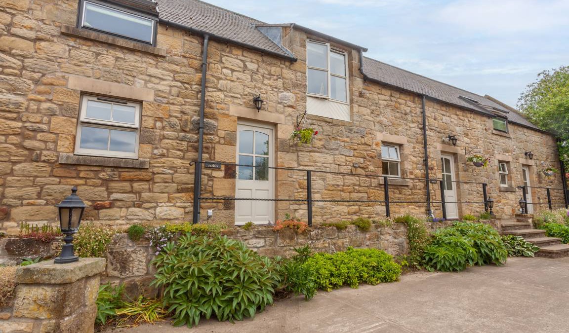 South Charlton Cottage | Cabin ∙ 1 bedroom ∙ 2 guests