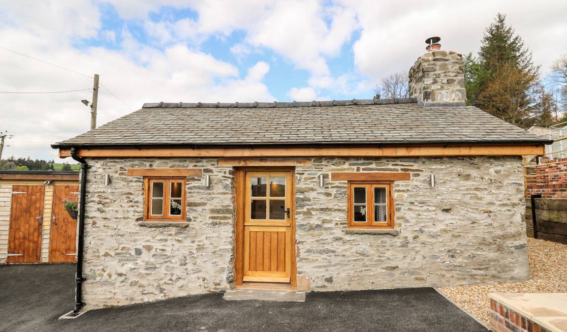 Tirabad Cottage | Cabin ∙ 1 bedroom ∙ 2 guests