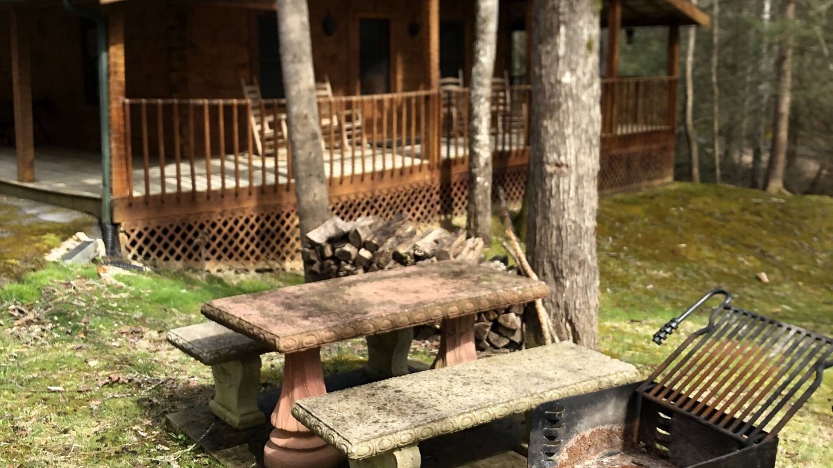 Oneida Cabin | Cabin #1 Cozy and relaxing cabin near Big South Fork