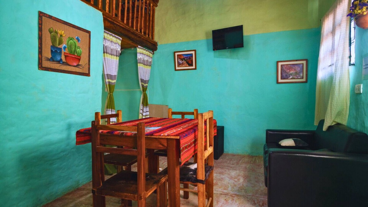 Maimara Cabin | Cabin 1 in Cerro San Martin| Sleeps 5| The heart of the Quebrada| Maimará, Jujuy